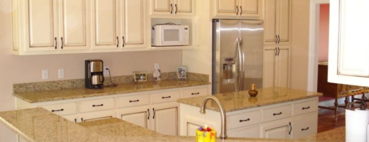 Cabinet refinishing and kitchen cabinet painting in Boulder CO