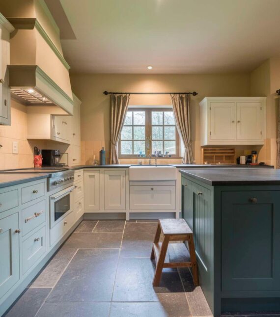 Cabinet Refinishing and Cabinet Painting Boulder co